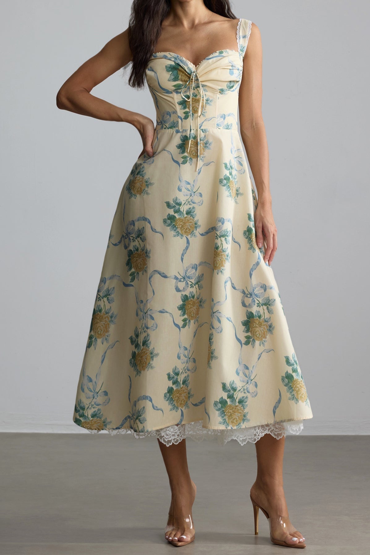 Daphne Floral Print Sweetheart Midi Dress In Yellow