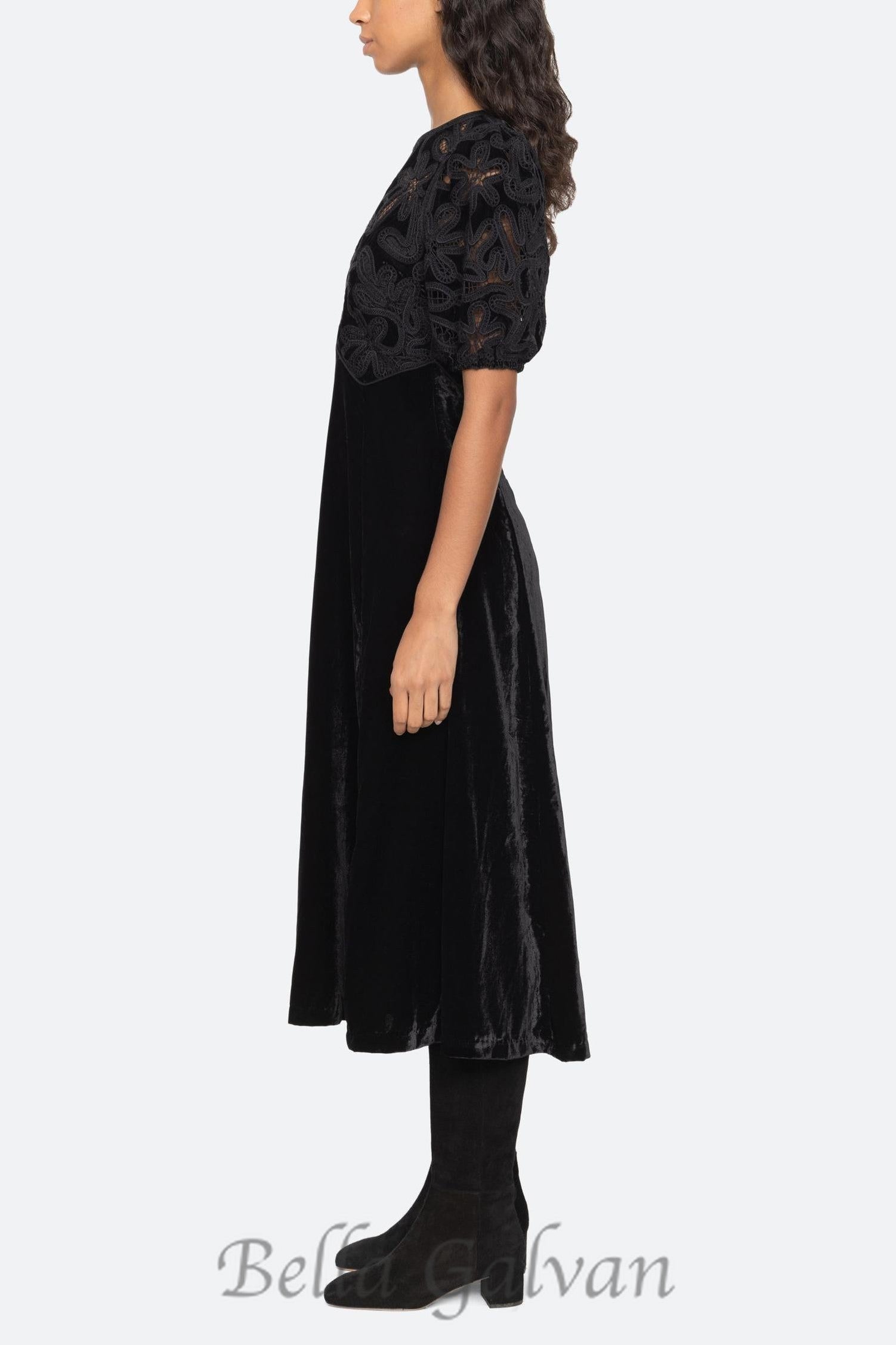 Flowering Girl Women Velvet Puff Sleeve Embroidered Midi Dress in black