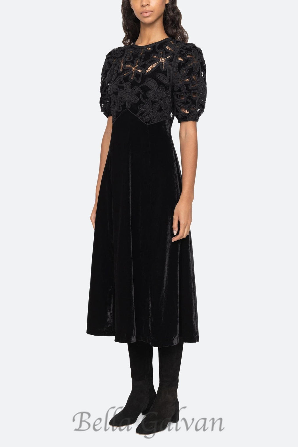 Flowering Girl Women Velvet Puff Sleeve Embroidered Midi Dress in black