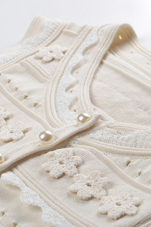 Flowering Girl Women Crochet Top In Ecru