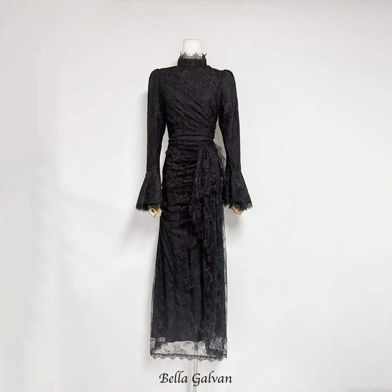 victoria Long lantern sleevelace-trim maxi dress - black