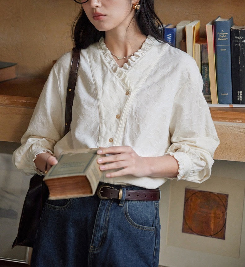 whtie plaid V-neck ruffled  long-sleeve shirt
