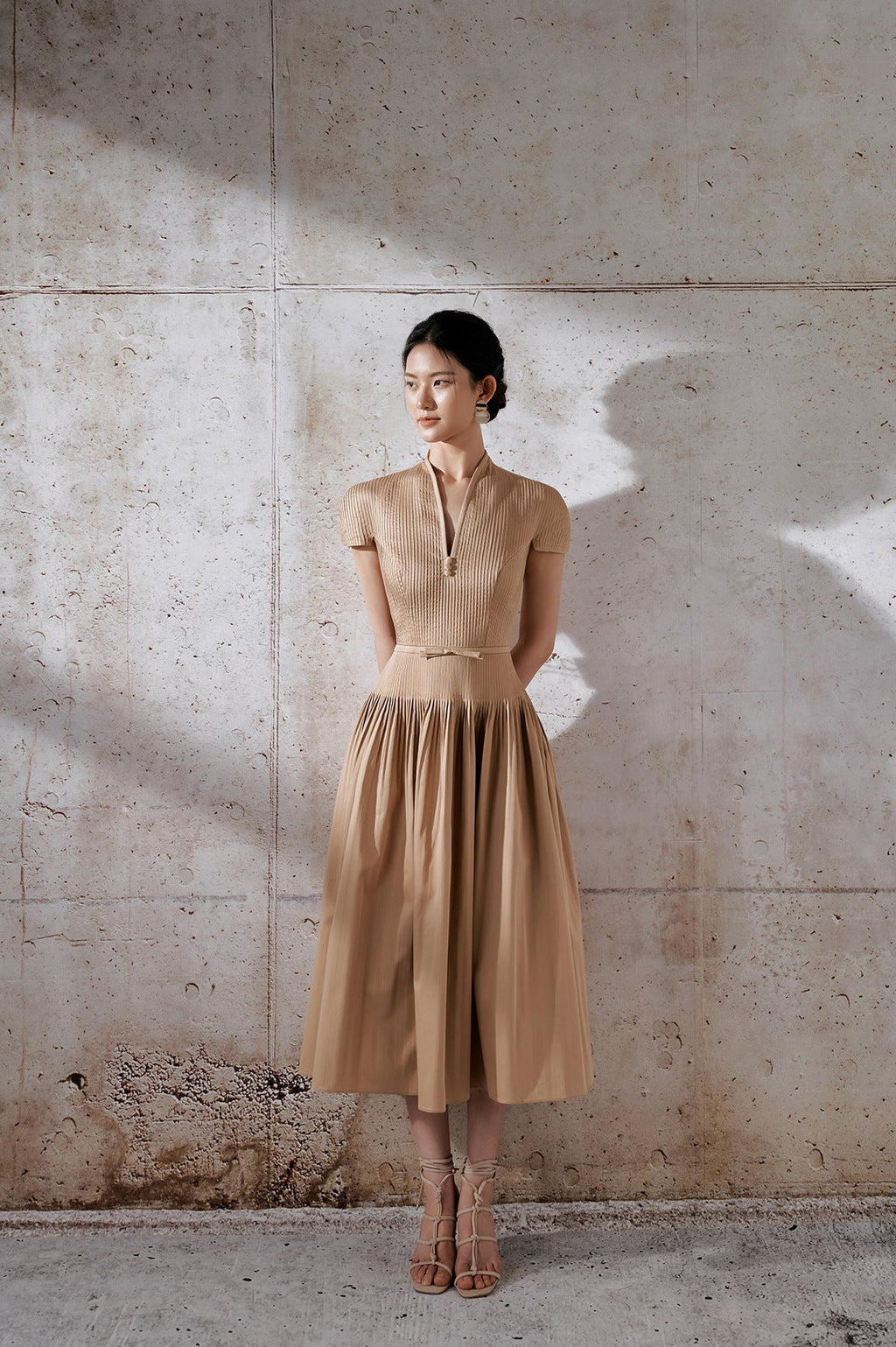 Flowering Girl Women Emily v-Neck Pleated Midi Dress In Khaki