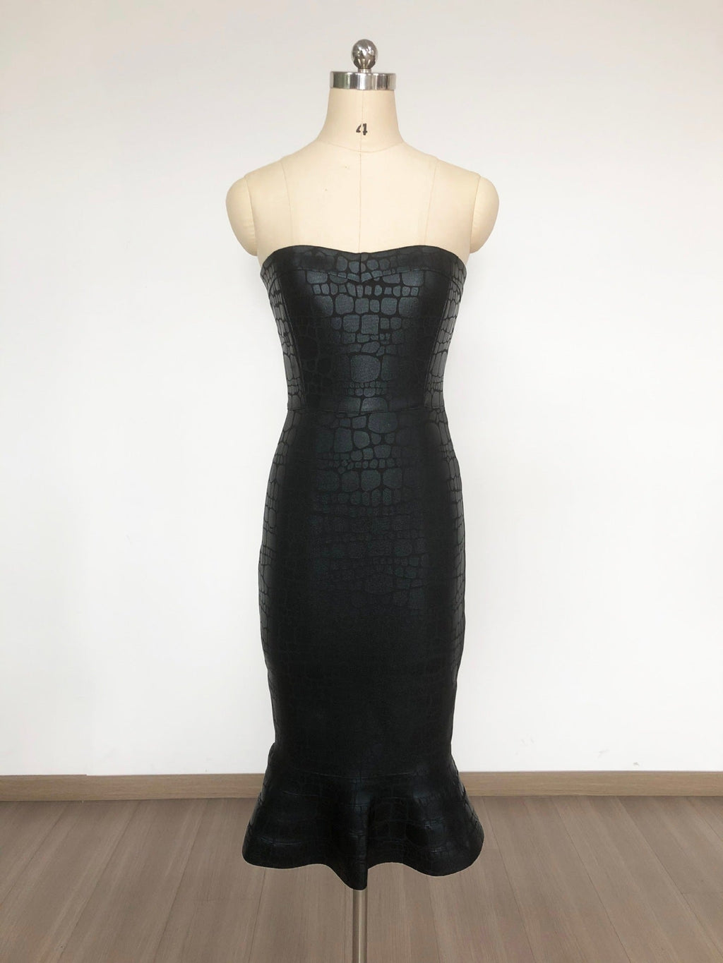 Flowering Girl Women Eudora Off Shoulder Bodycon Fishtail Hem Midi Dress In Black