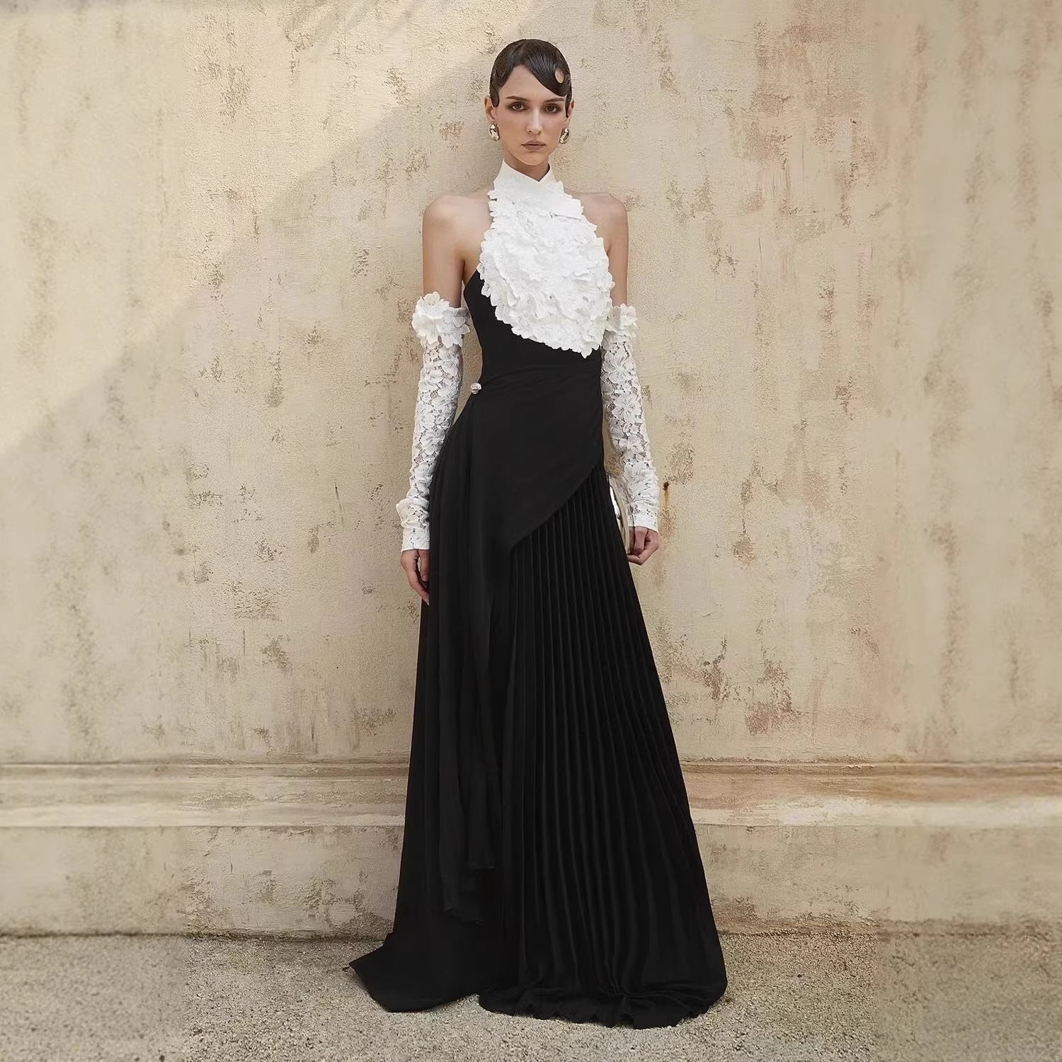 jenny Halter-neck 3d flower embroidery backless maxi dress - black