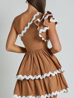 Flowering Girl Women off-the-shoulder wave contrast edge cascading dress