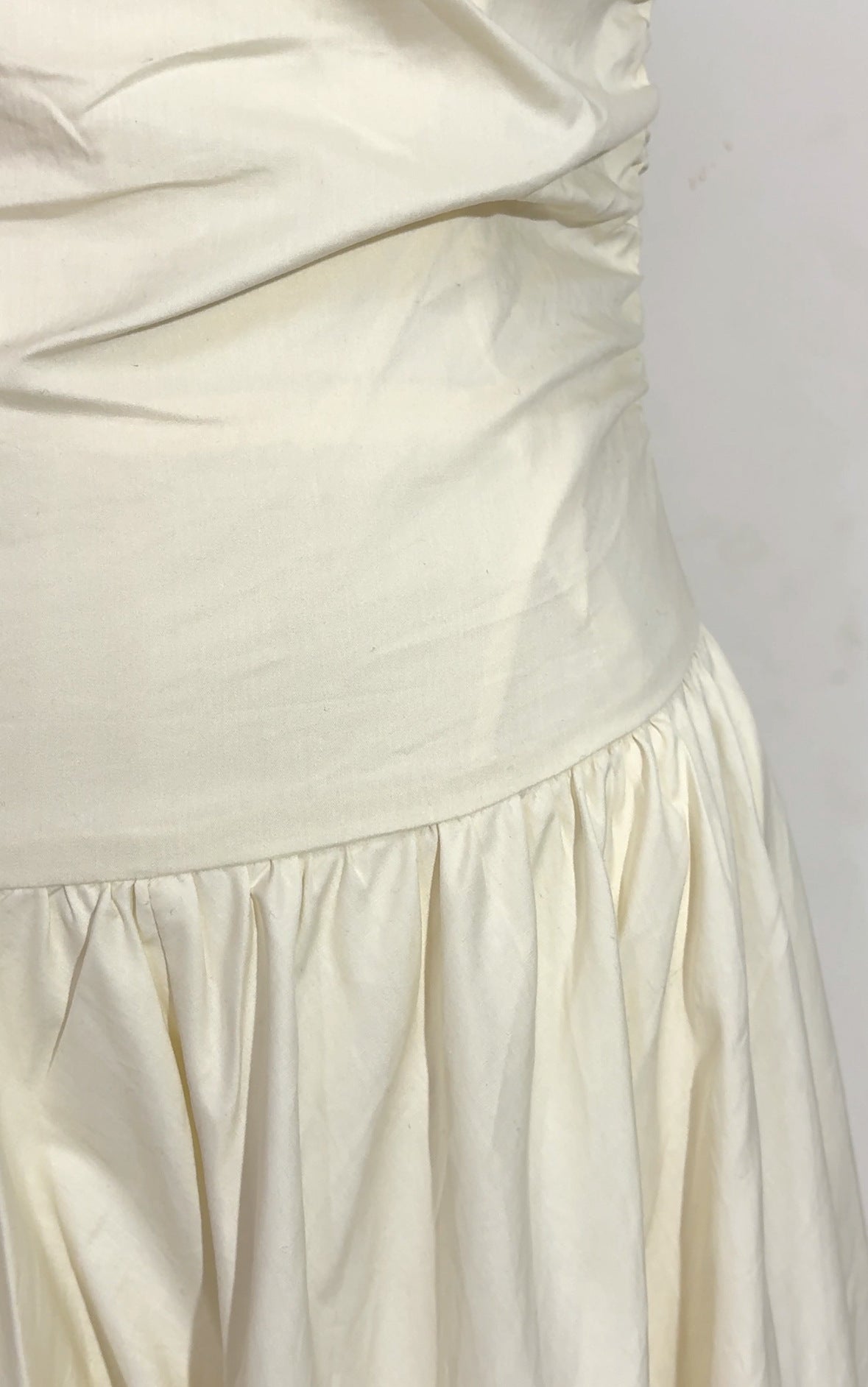 jenny ruched a-line sleeveless midi dress in apricot
