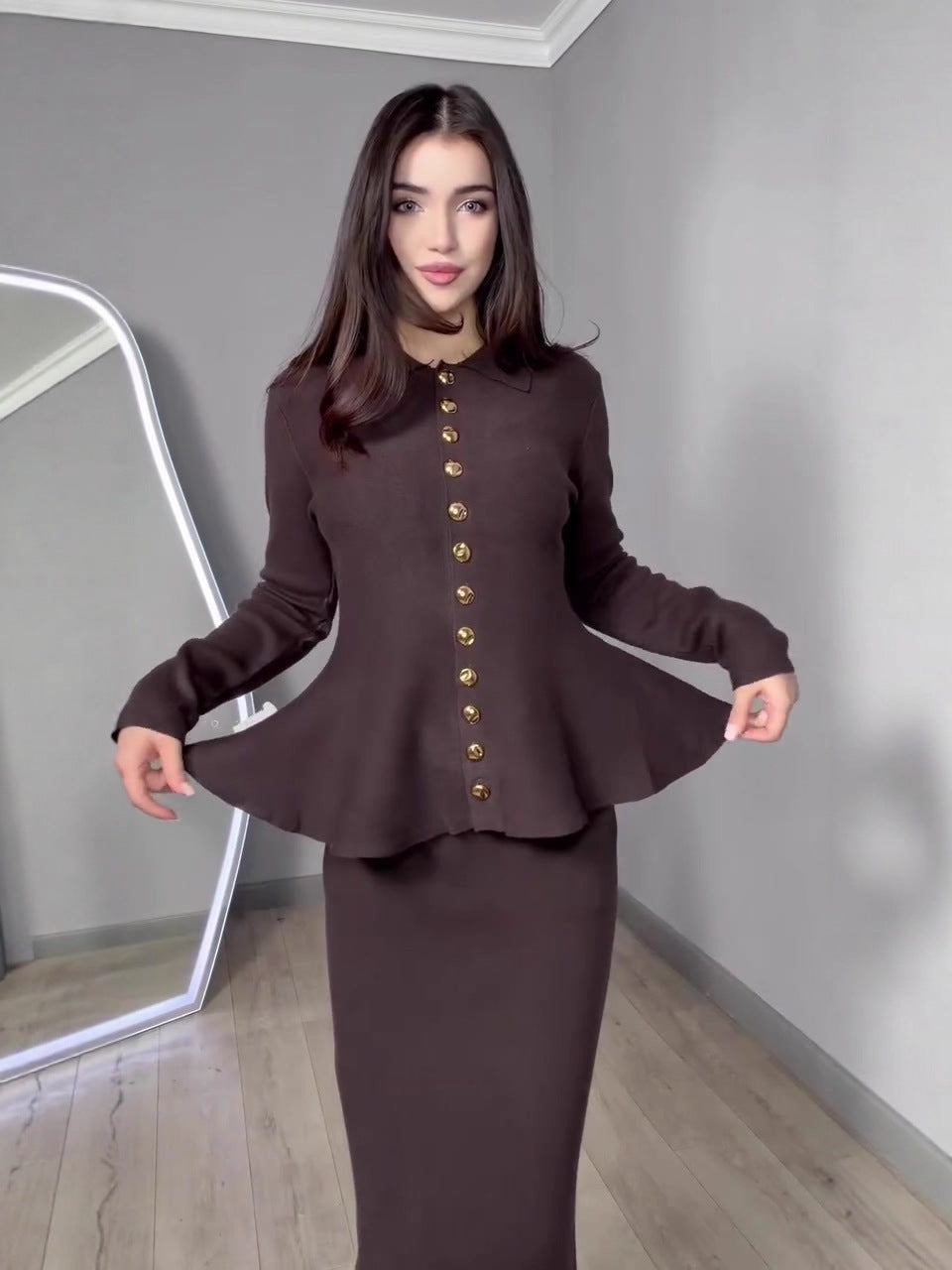 Flowering Girl Women brown long-sleeved long skirt suit