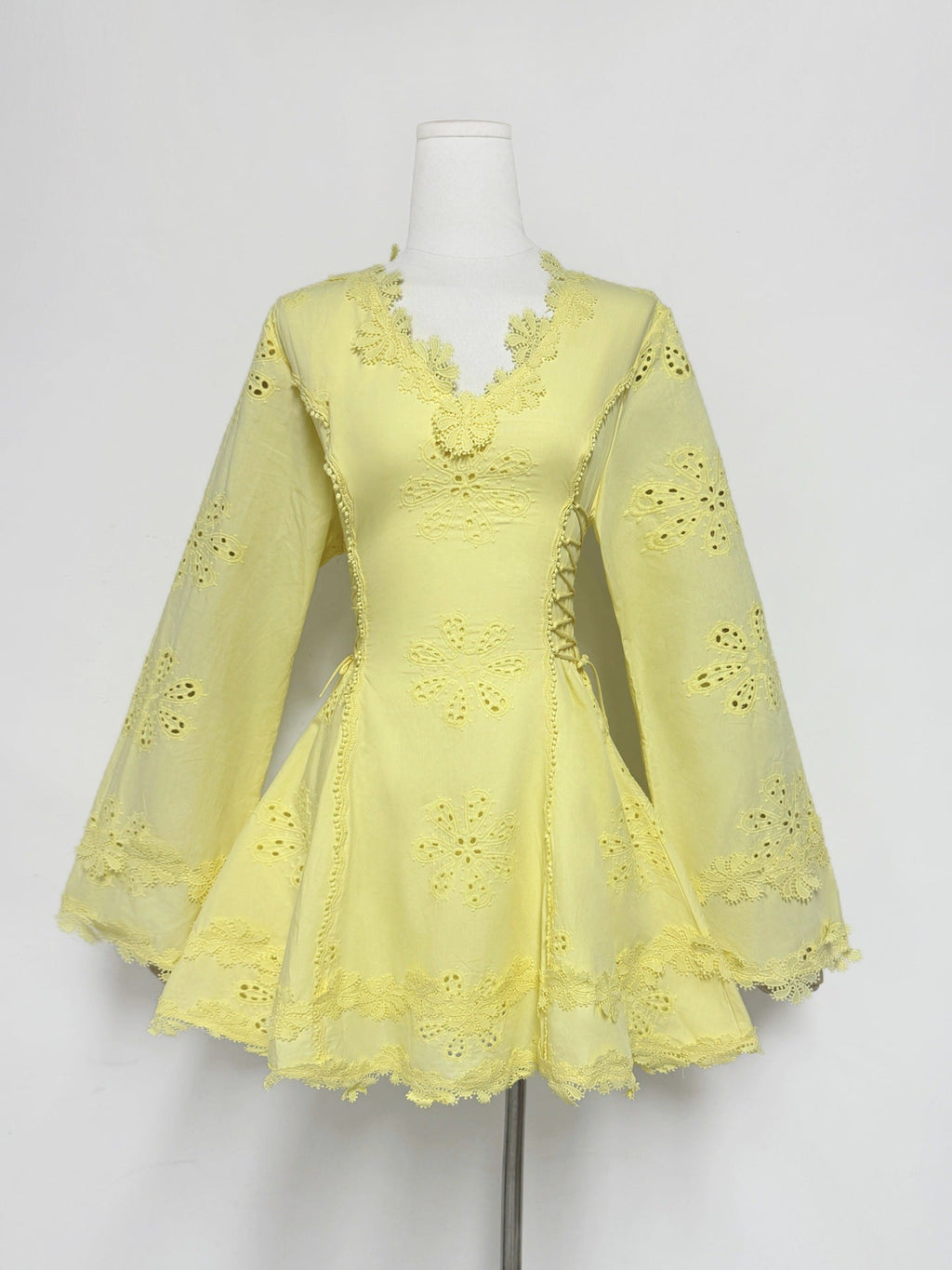 Flowering Girl Women Flower Embroidery Hollow Mini Dress In White
