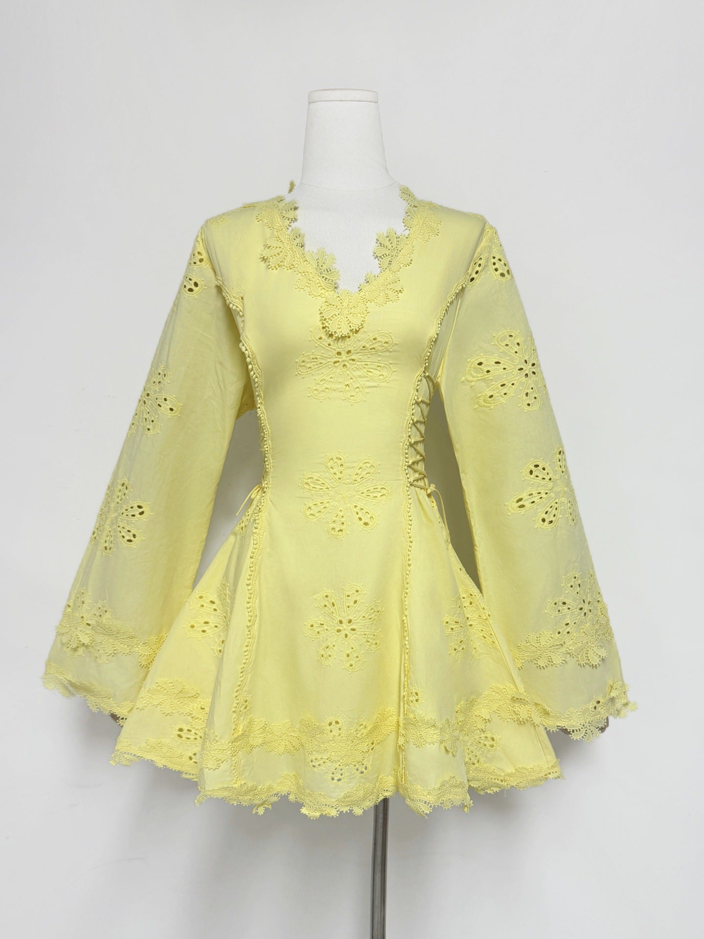 Flowering Girl Women Flower Embroidery Hollow Mini Dress In White