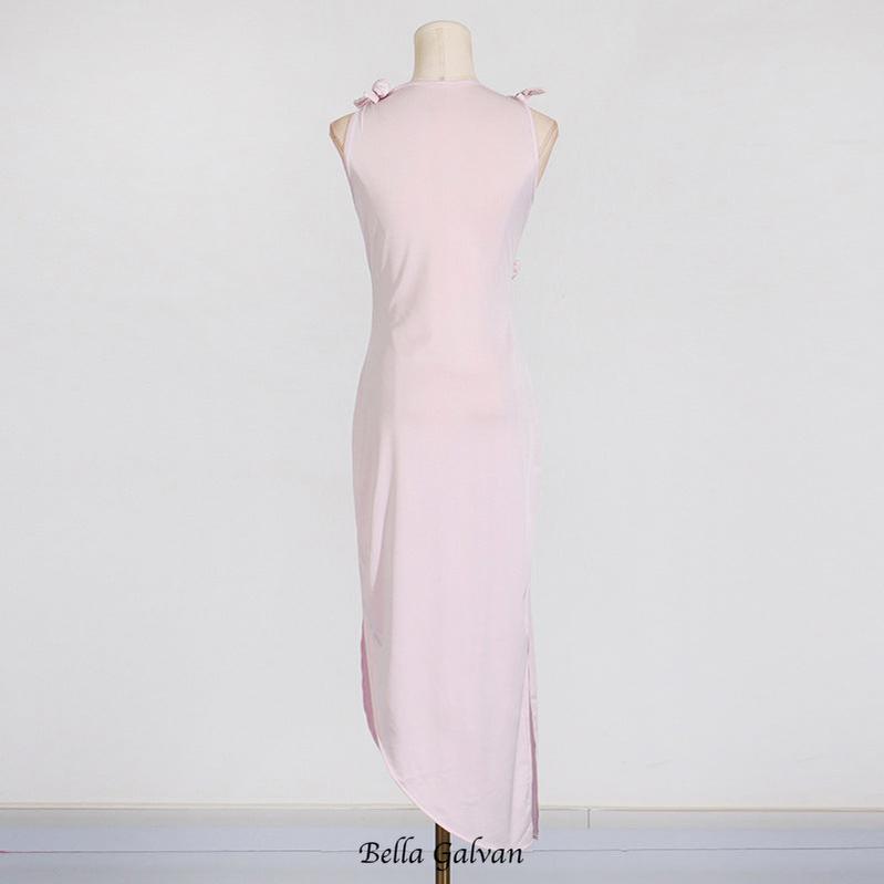 3d flower asymmetric satin slit gown in pink
