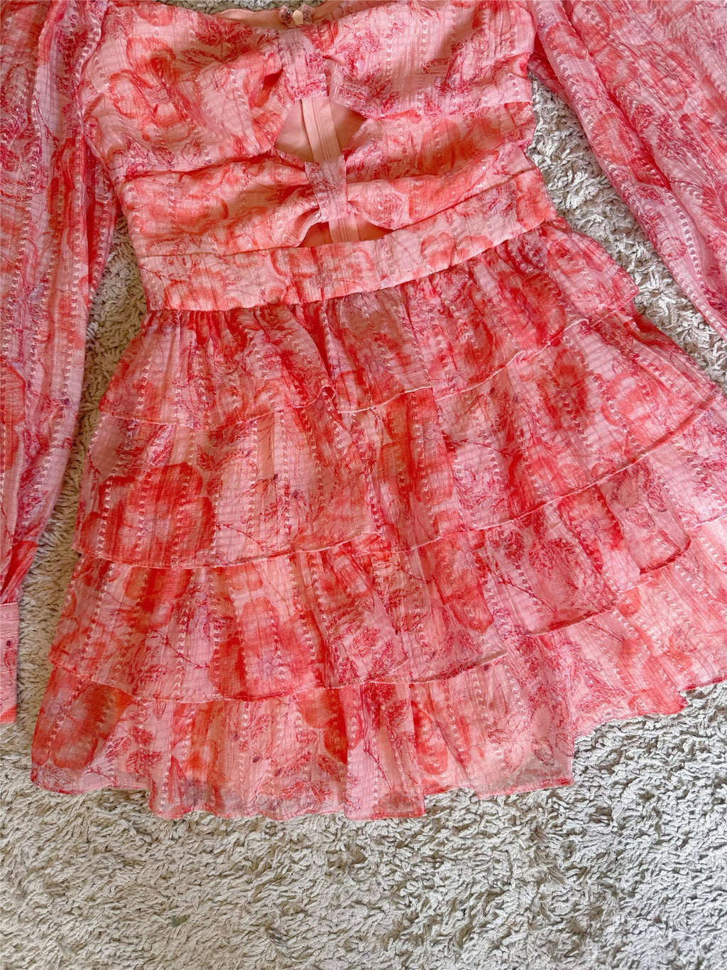 cutout-out waist-cinching layered dress