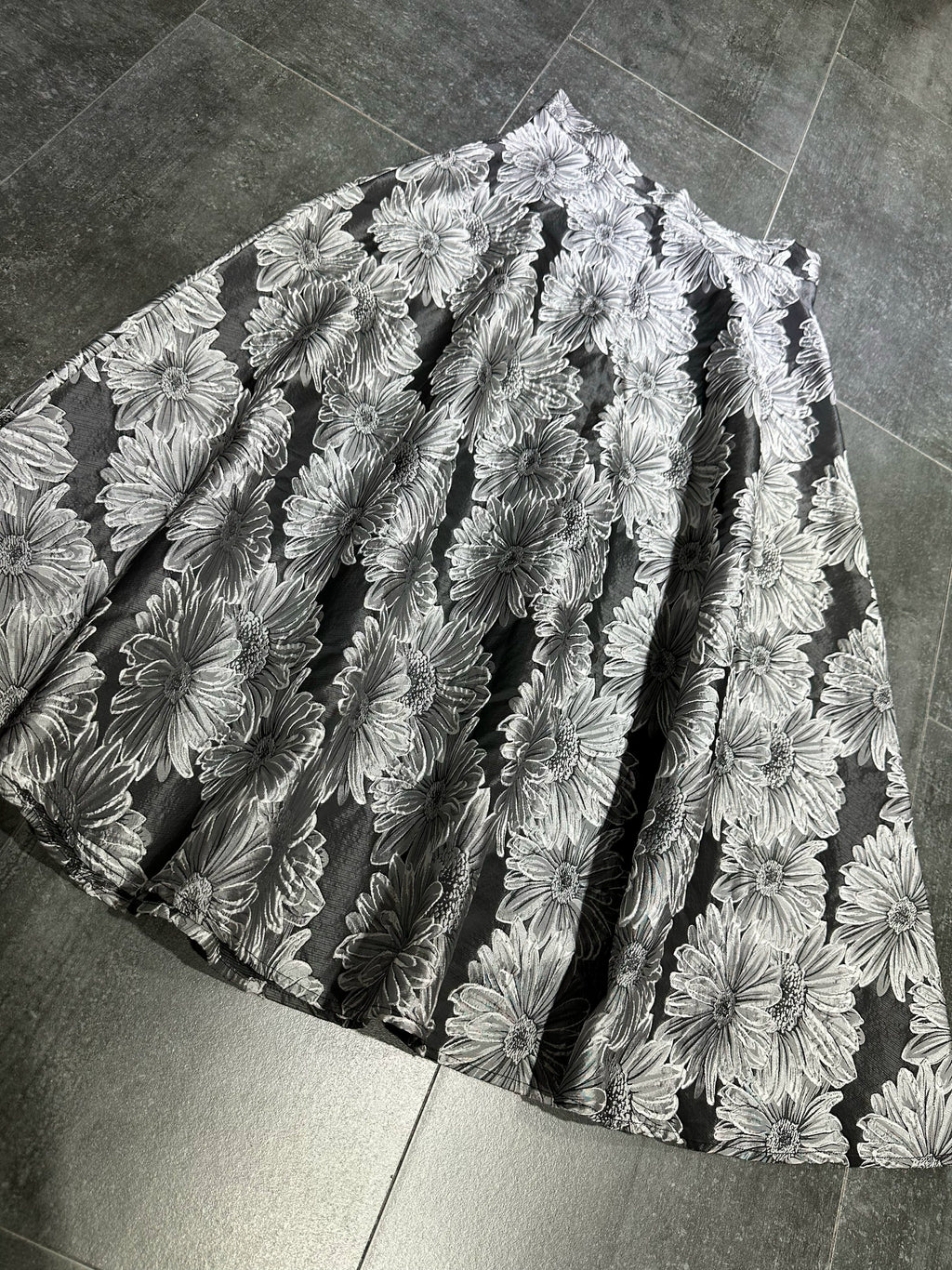 Jacquard High Waist A-Line Midi Skirt