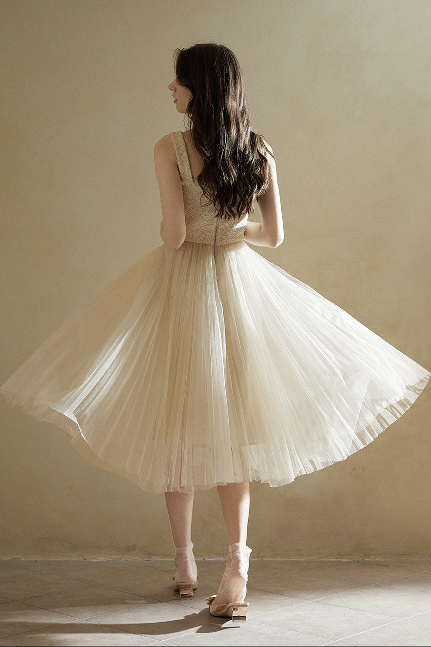 Beige Sleeveless Tulle Midi Dress