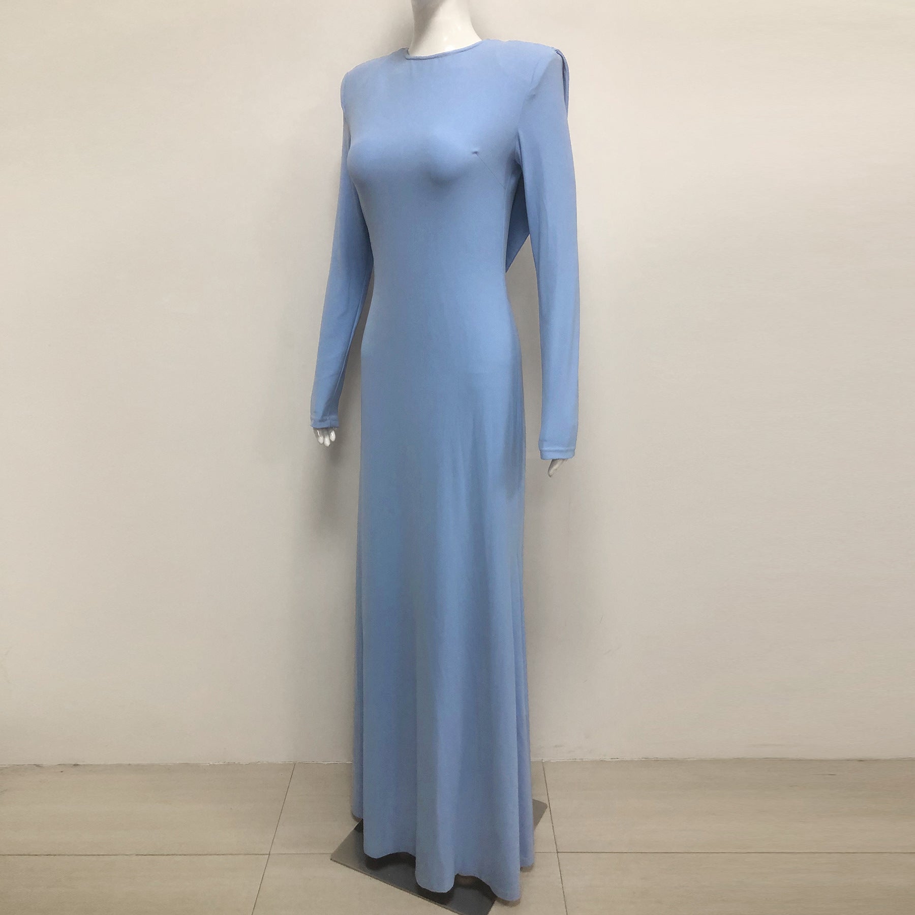 vicky Knitted long sleeves backless bodycon maxi dress in blue