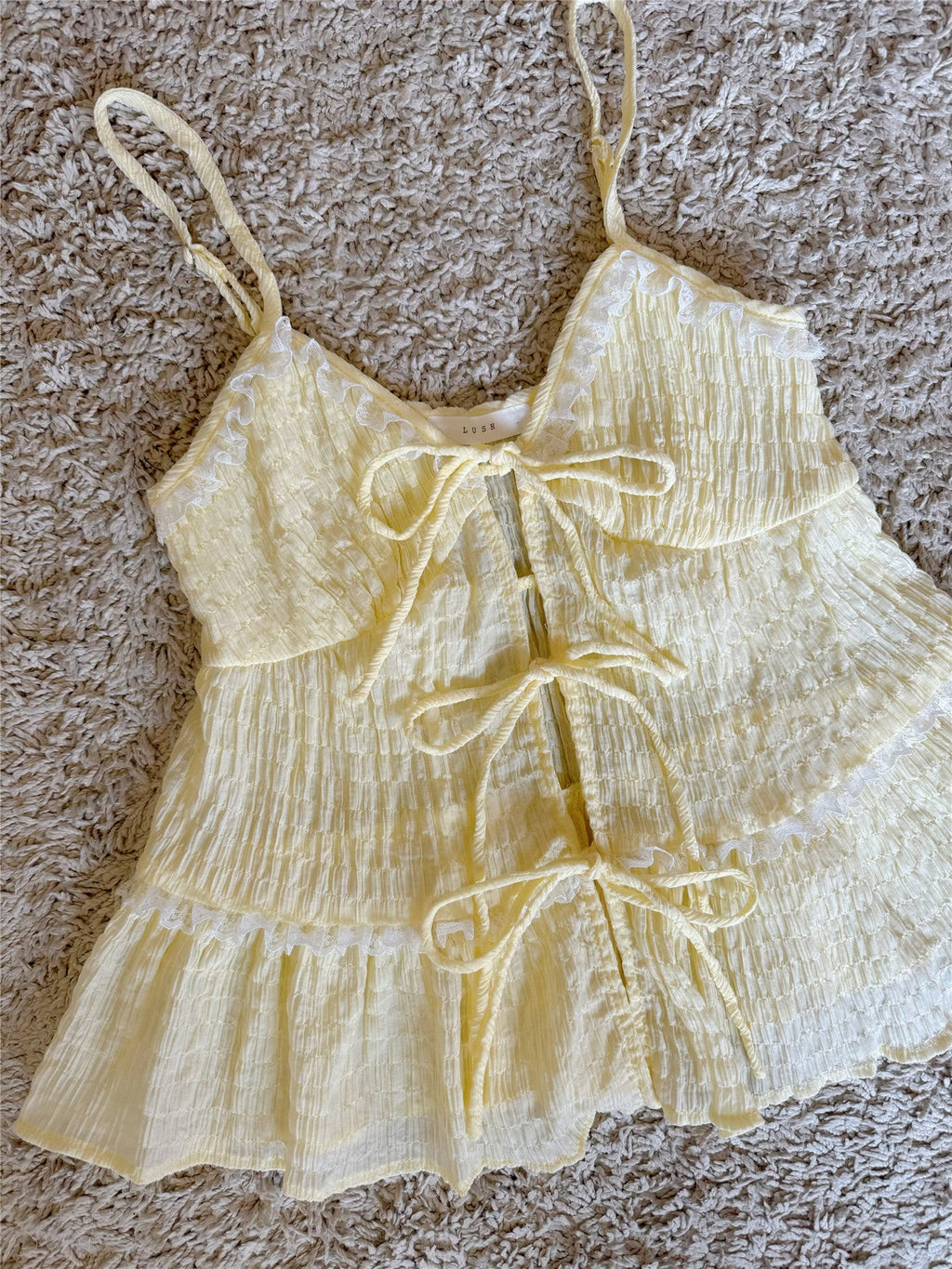 Front Multi-Tie Lace Trim Tiered Cami Top