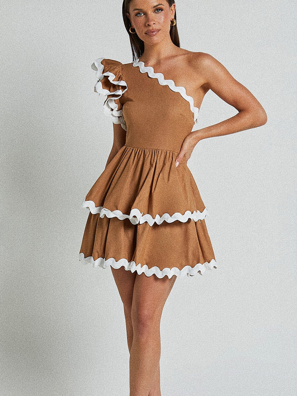 Flowering Girl Women off-the-shoulder wave contrast edge cascading dress