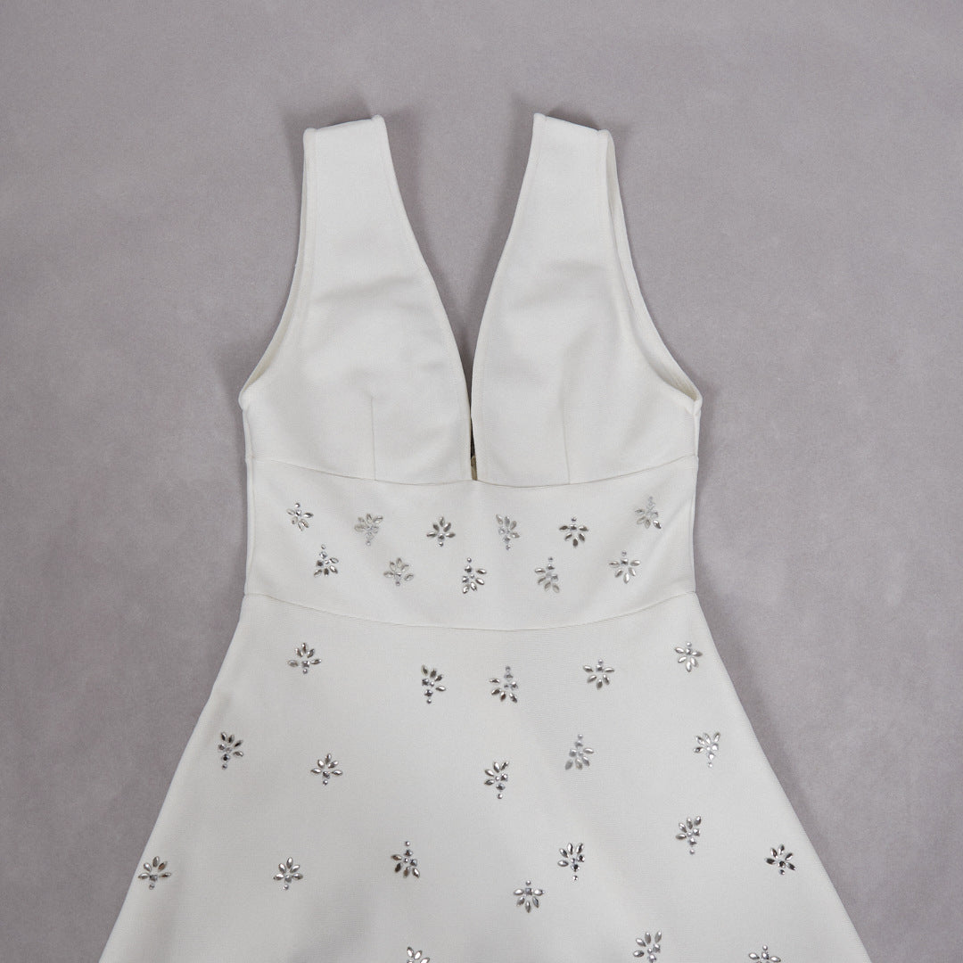 lily diamond V-neck midi dress in white