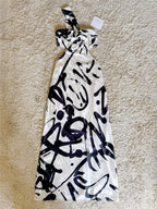 Flowering Girl Women black and white contrasting abstract pattern side slit waistless dress