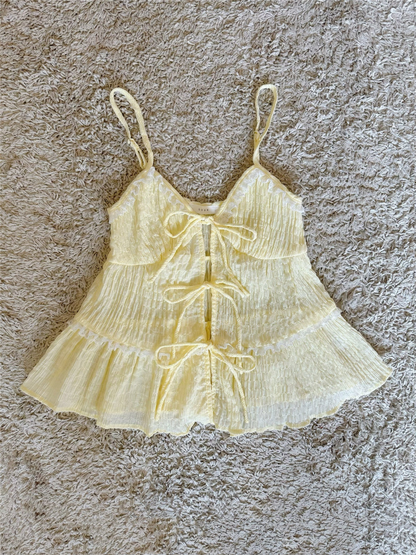 Front Multi-Tie Lace Trim Tiered Cami Top