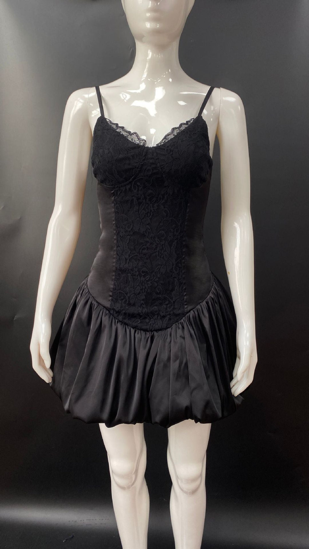 Flowering Girl Women Lace-trimmed puffy mini dress
