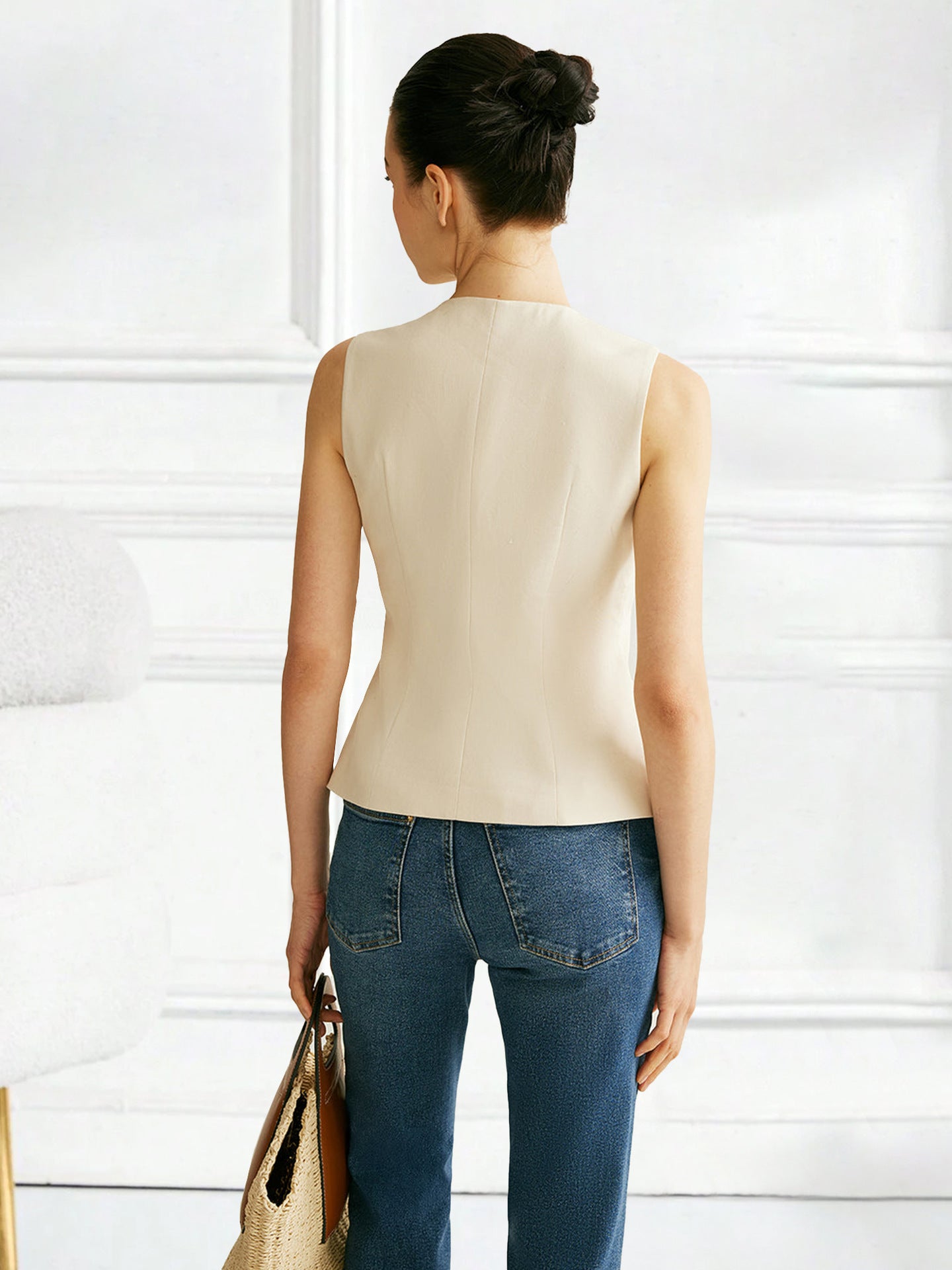 Flowering Girl Women Sleeveless Round Neck Decorative Button Vest