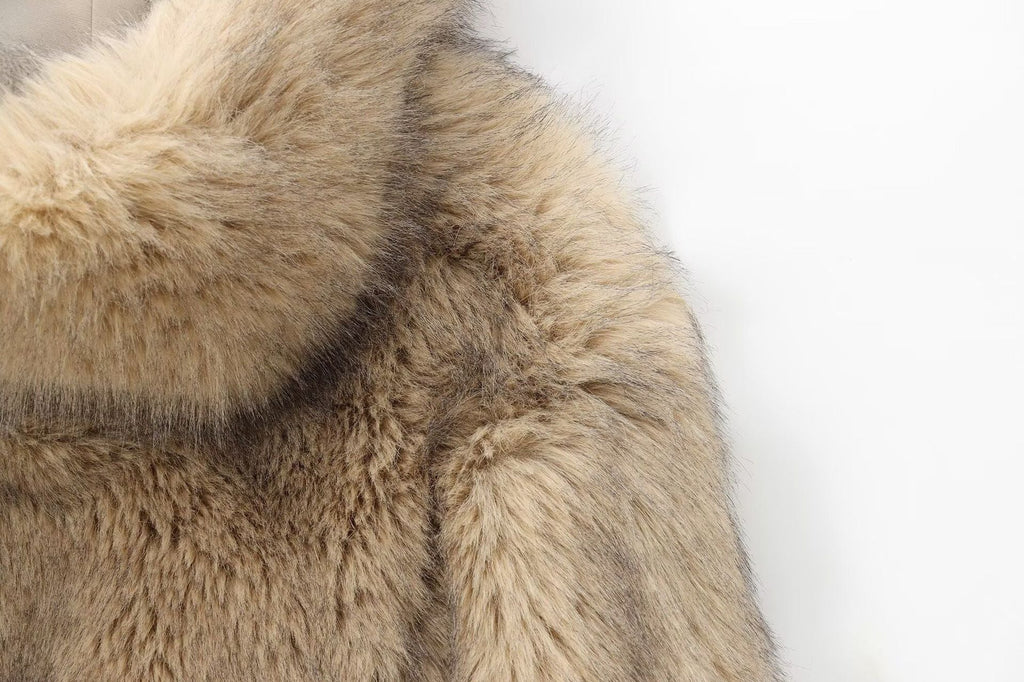 Flowering Girl Women faux fur short coat in pale brown