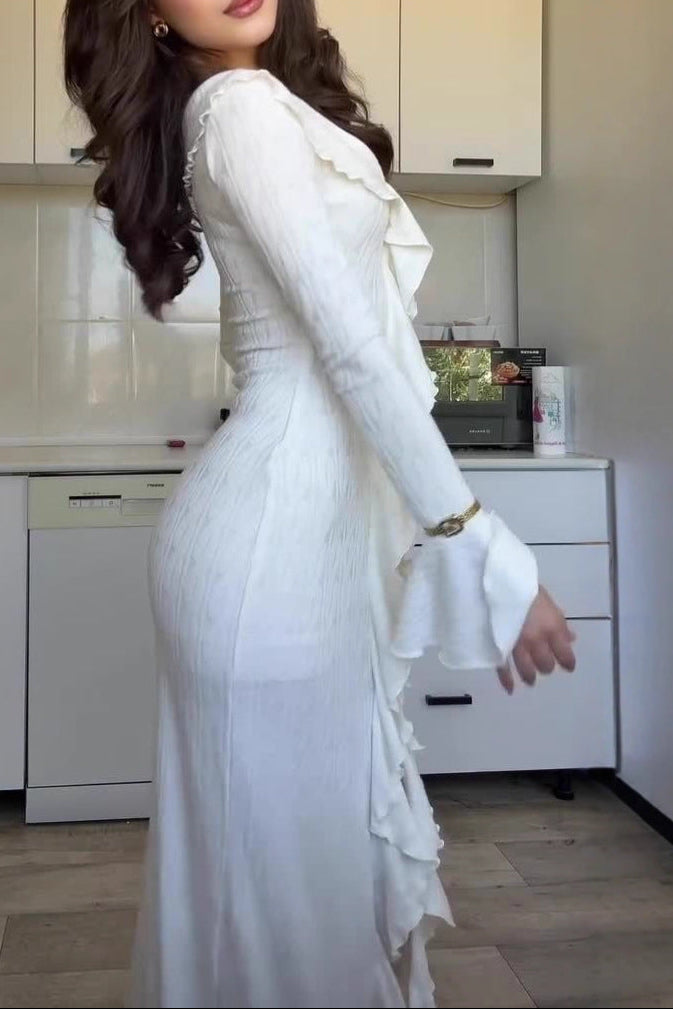 Flowering Girl Women queena white long-sleeved maxi dress