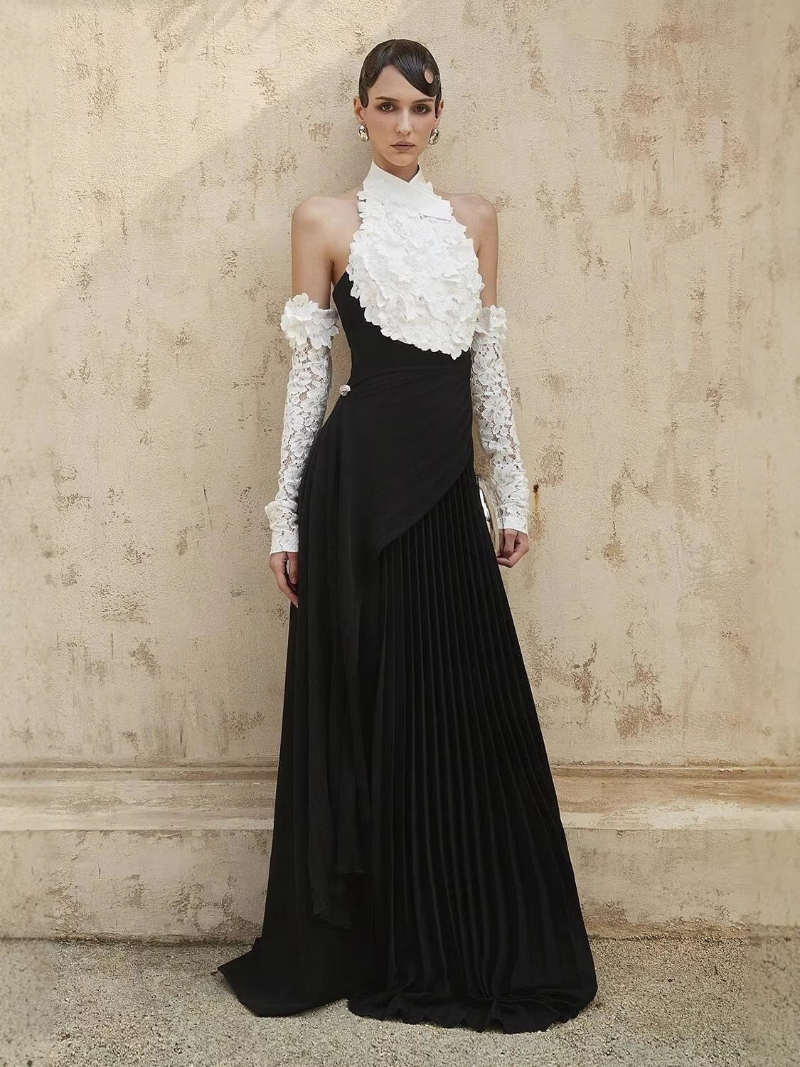 jenny Halter-neck 3d flower embroidery backless maxi dress - black