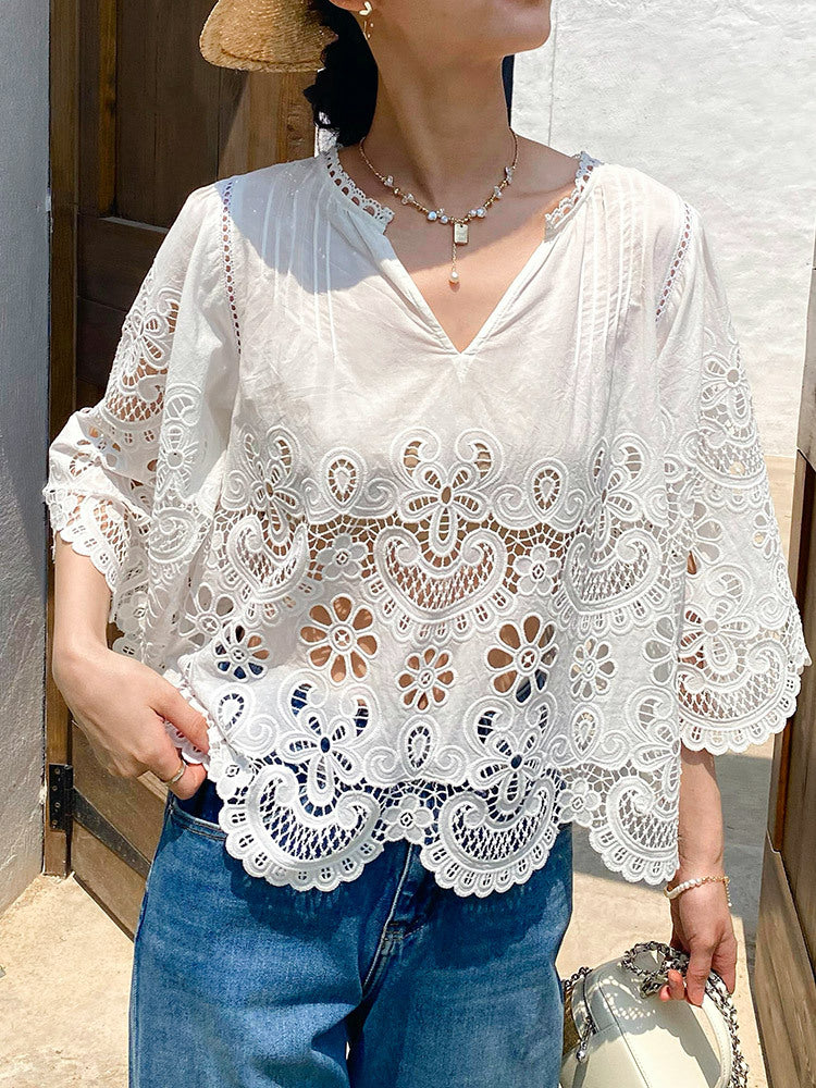 White Lace Embroidered Hollow Suit