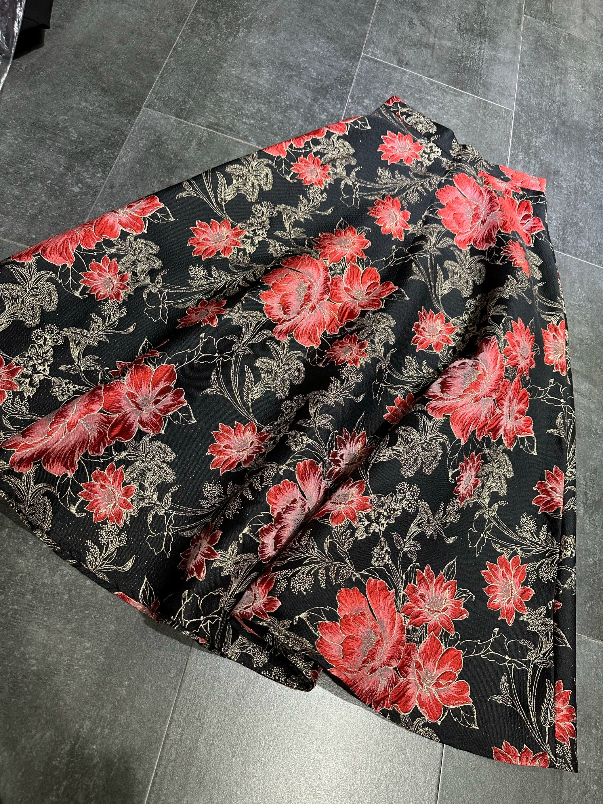Jacquard Waist A-Line Hem Midi Skirt