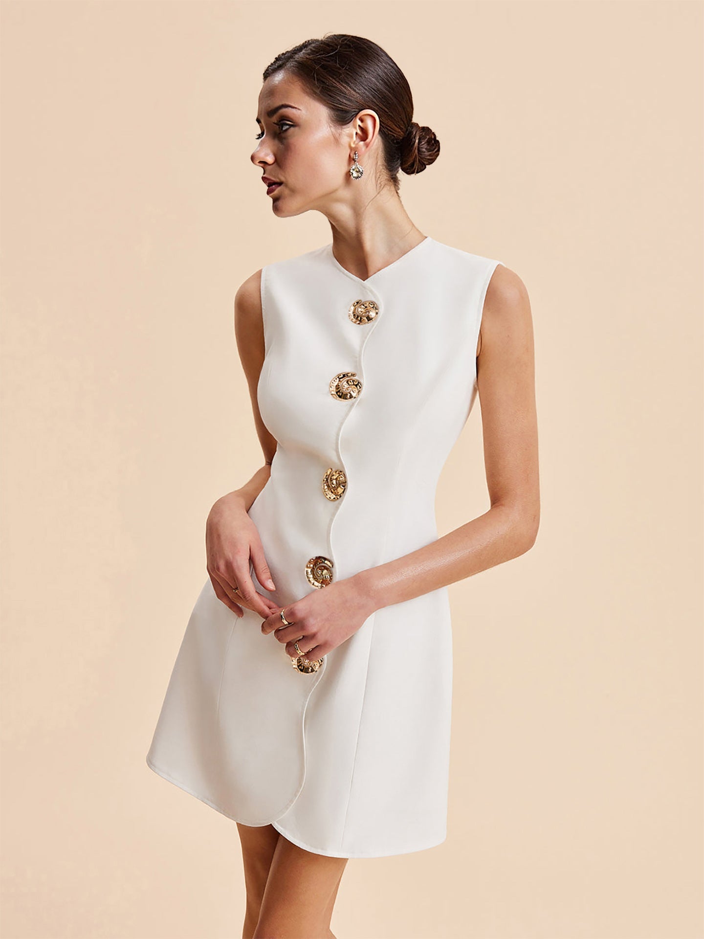 Flowering Girl Women Sleeveless Wavy Trim Gold Button Mini Dress