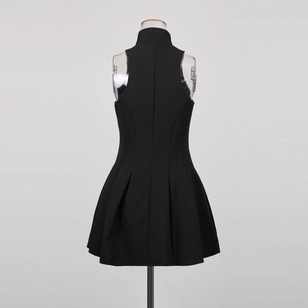 carol black halterneck dress in grain de poudre wool
