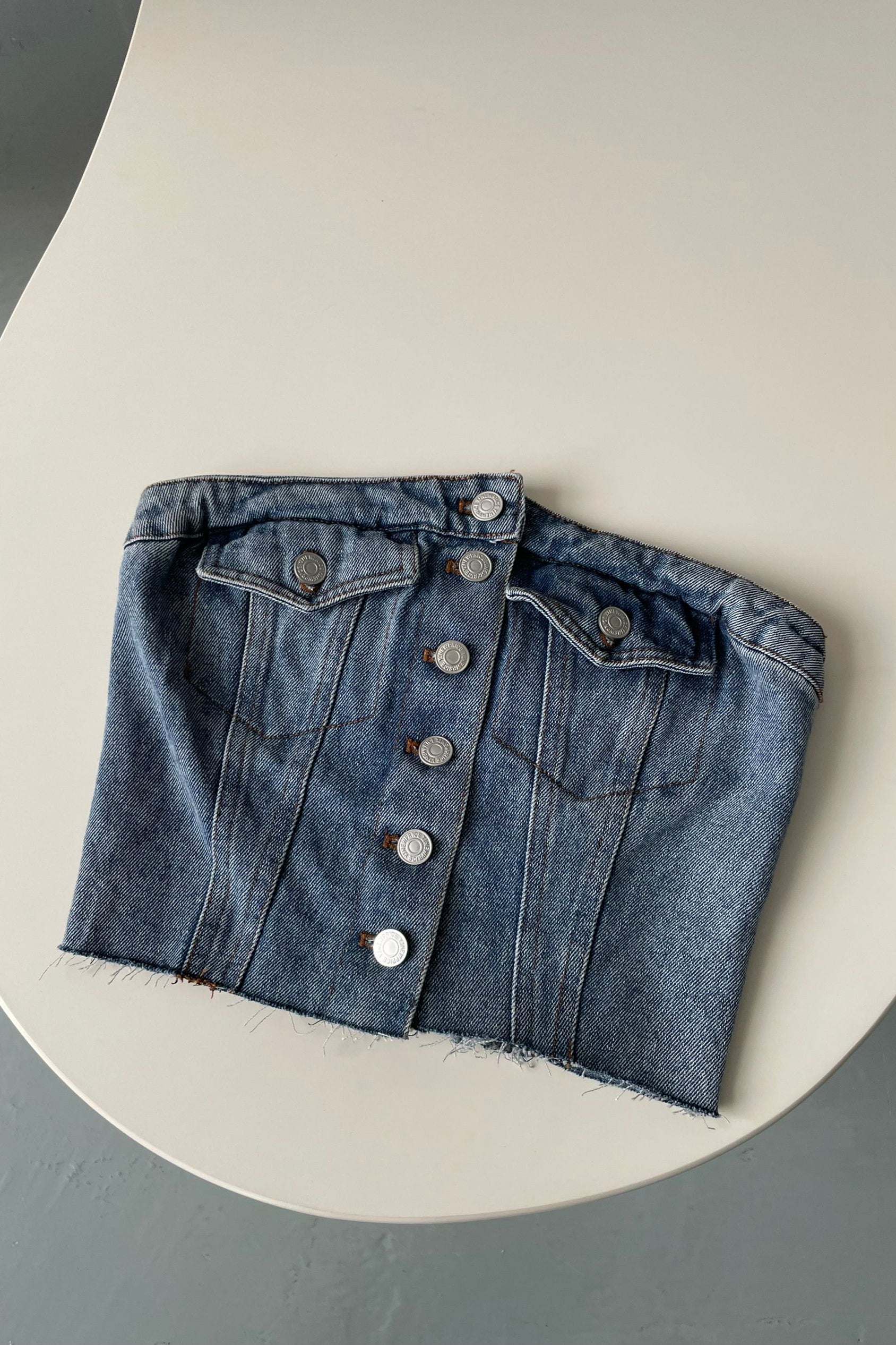 Flowering Girl Women 8-Button Denim Tube Top In Blue