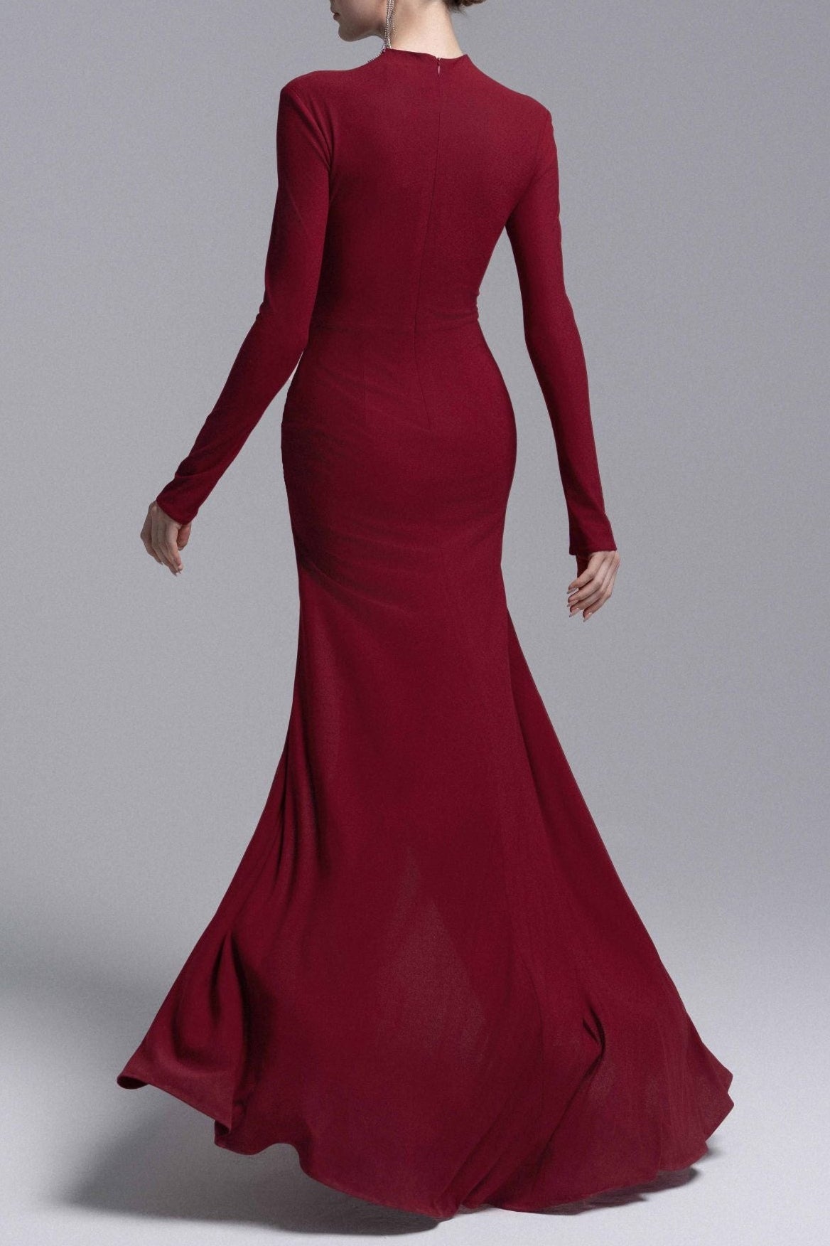 Hedwig Rose Embellished Gathered Sheath Gown In Red