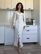 Flowering Girl Women queena white long-sleeved maxi dress