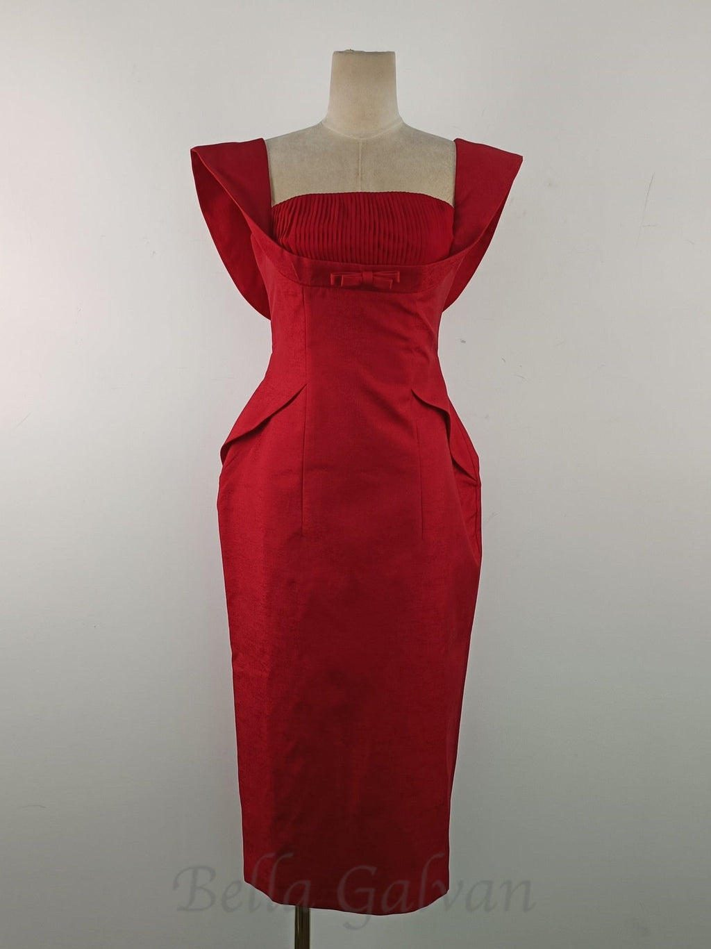 Flowering Girl Women square neckline bow midi dress in red