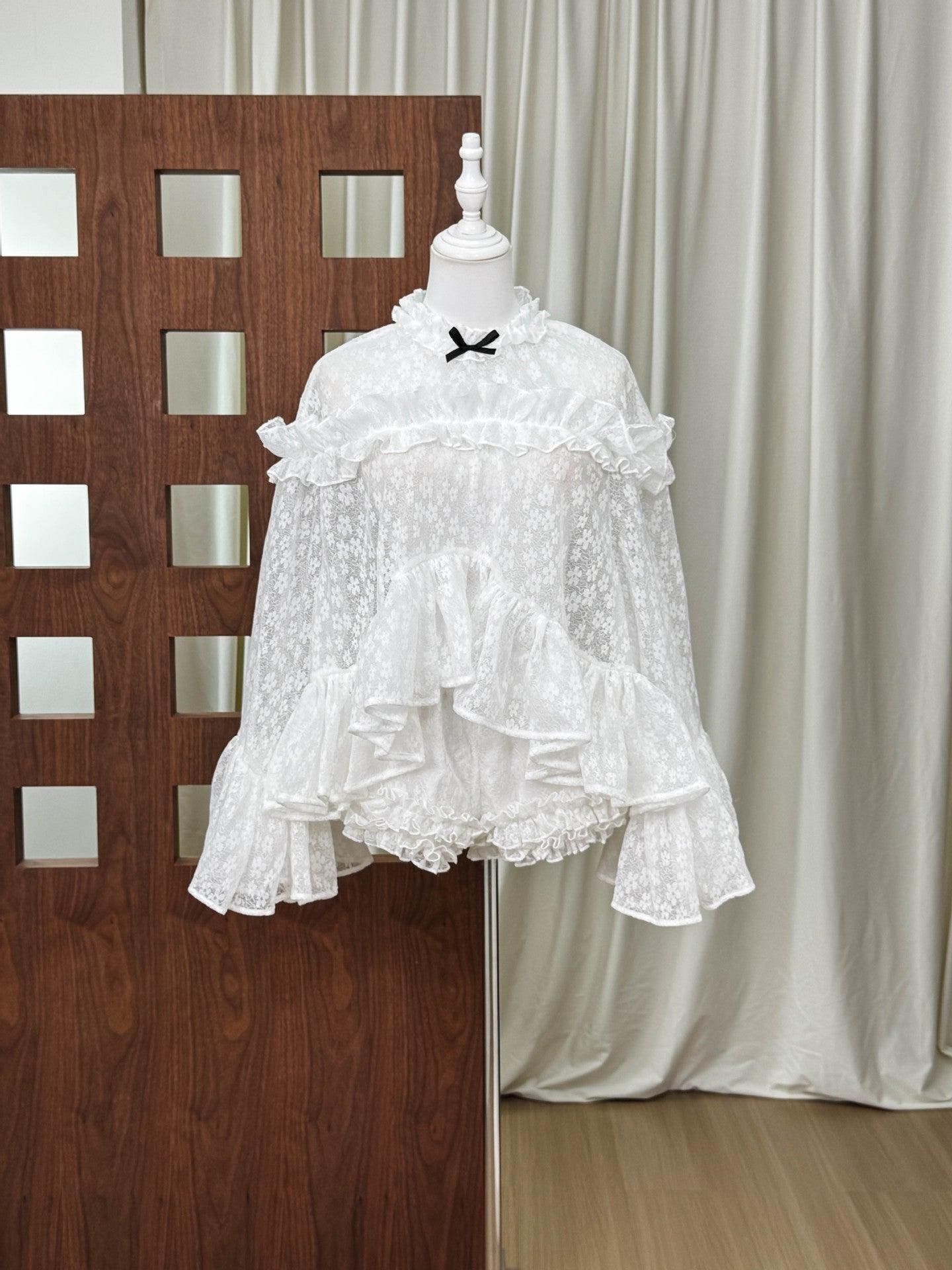 vanessa white Floral Lace Ruffled Top & Shorts Set