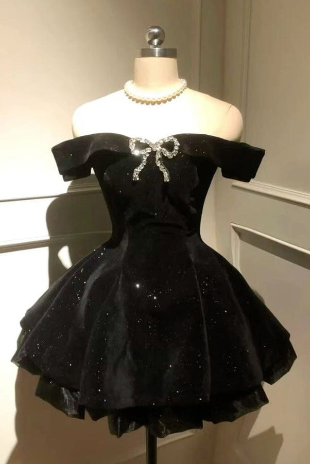 Off-The-Shoulder Bowknot Mini Prom Dresses