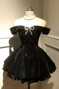 Off-The-Shoulder Bowknot Mini Prom Dresses