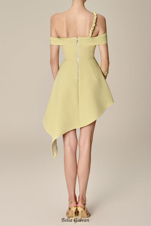 Flowering Girl Women anila Asymmetric Off-Shoulder Mini Dress in Nuggets Green