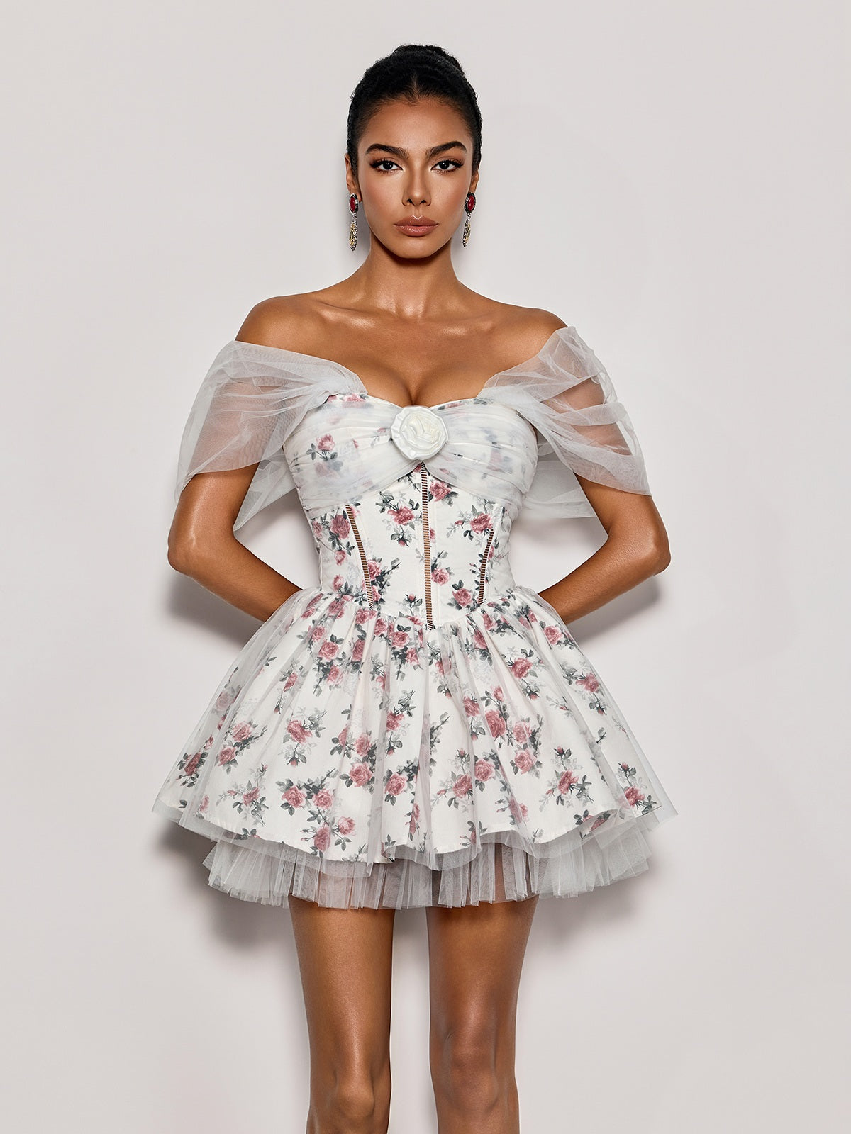 Quaris Off Shoulder Flower Tulle Mini Dress In White
