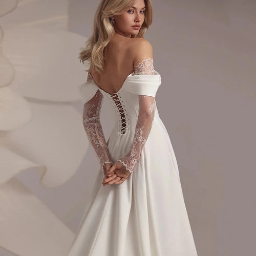 Flowering Girl Women A Line Off Shoulder Split Satin Lace Appliques Bridal Gowns