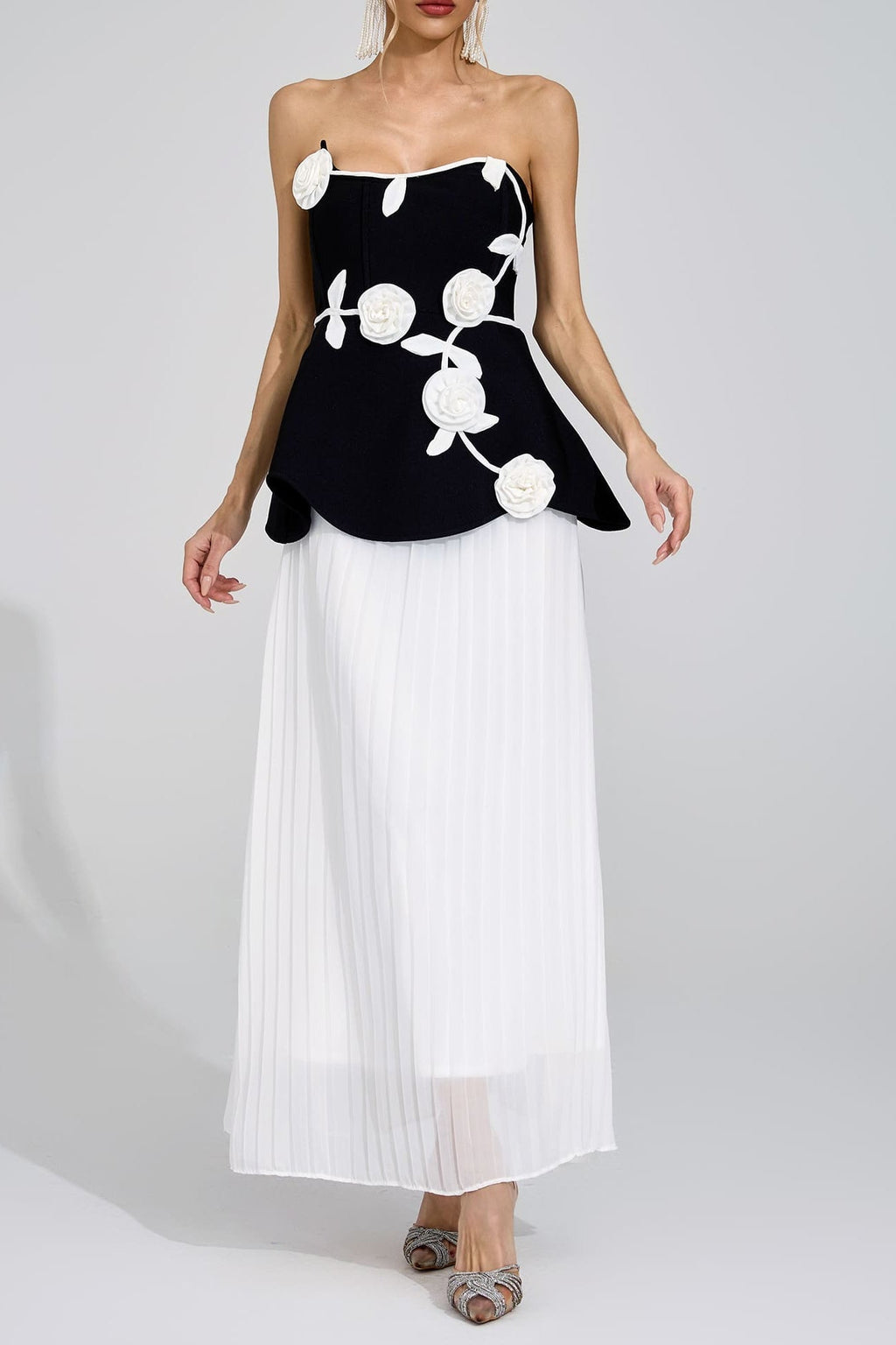 mignon Black White Floral strapless Maxi Dress
