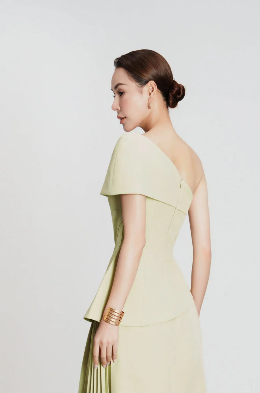 Flowering Girl Women One Shoulder Top Flare Midi Skirt suit in Olive Green