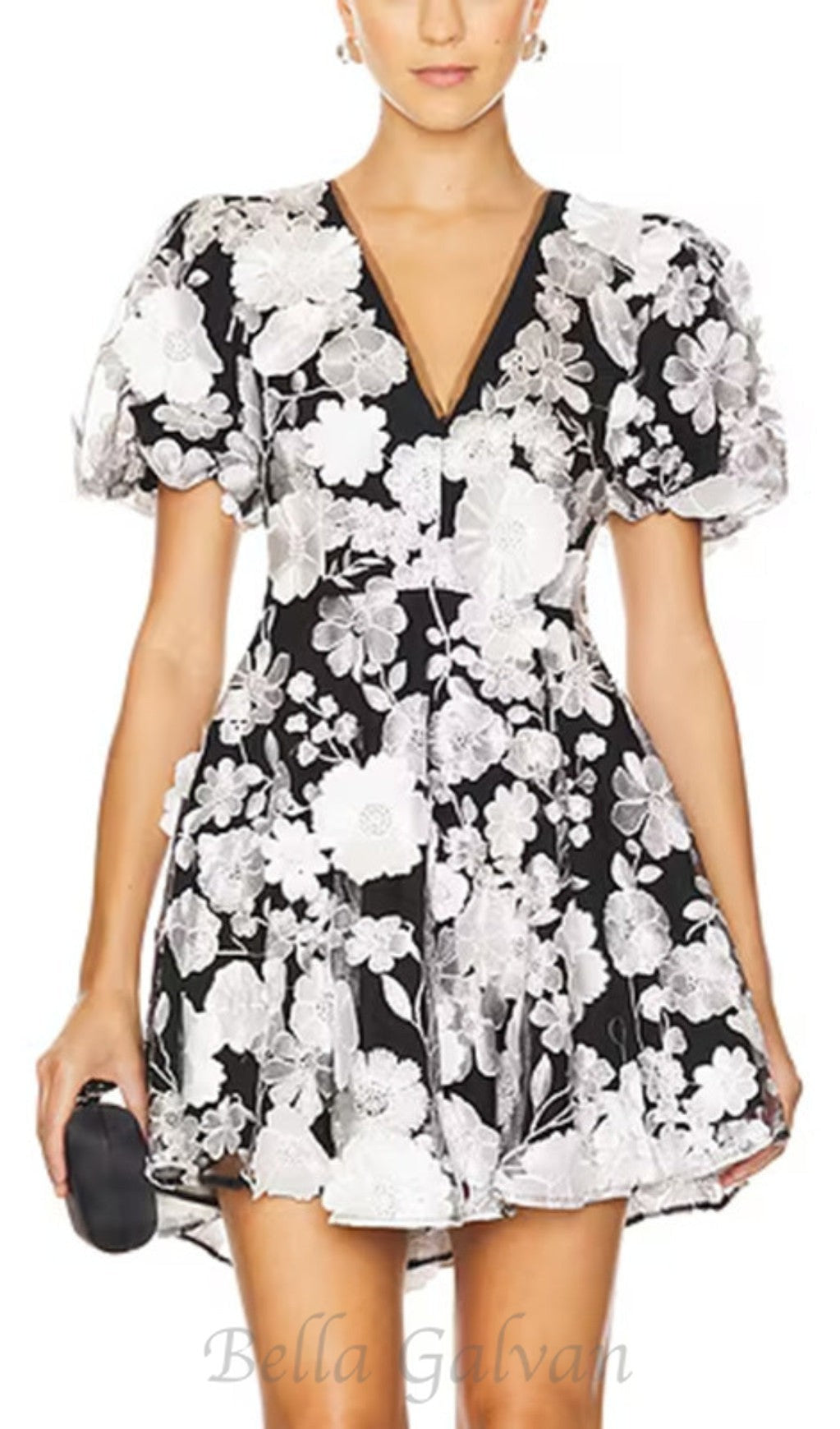 Flowering Girl Women CHAYAN FLOWER EMBROIDERY MINI DRESS