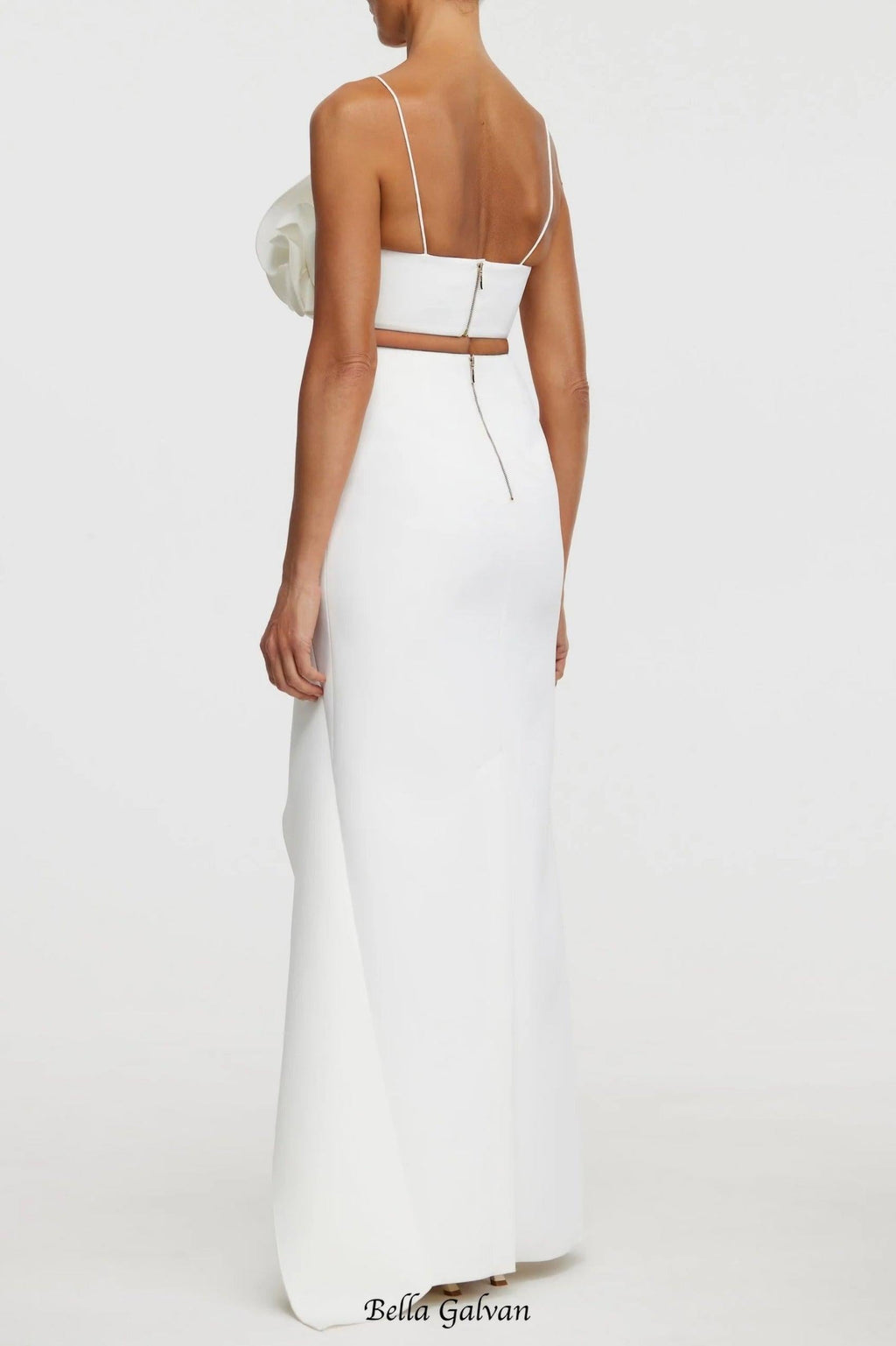 Irregular ruffle fishtail skirt in ivory