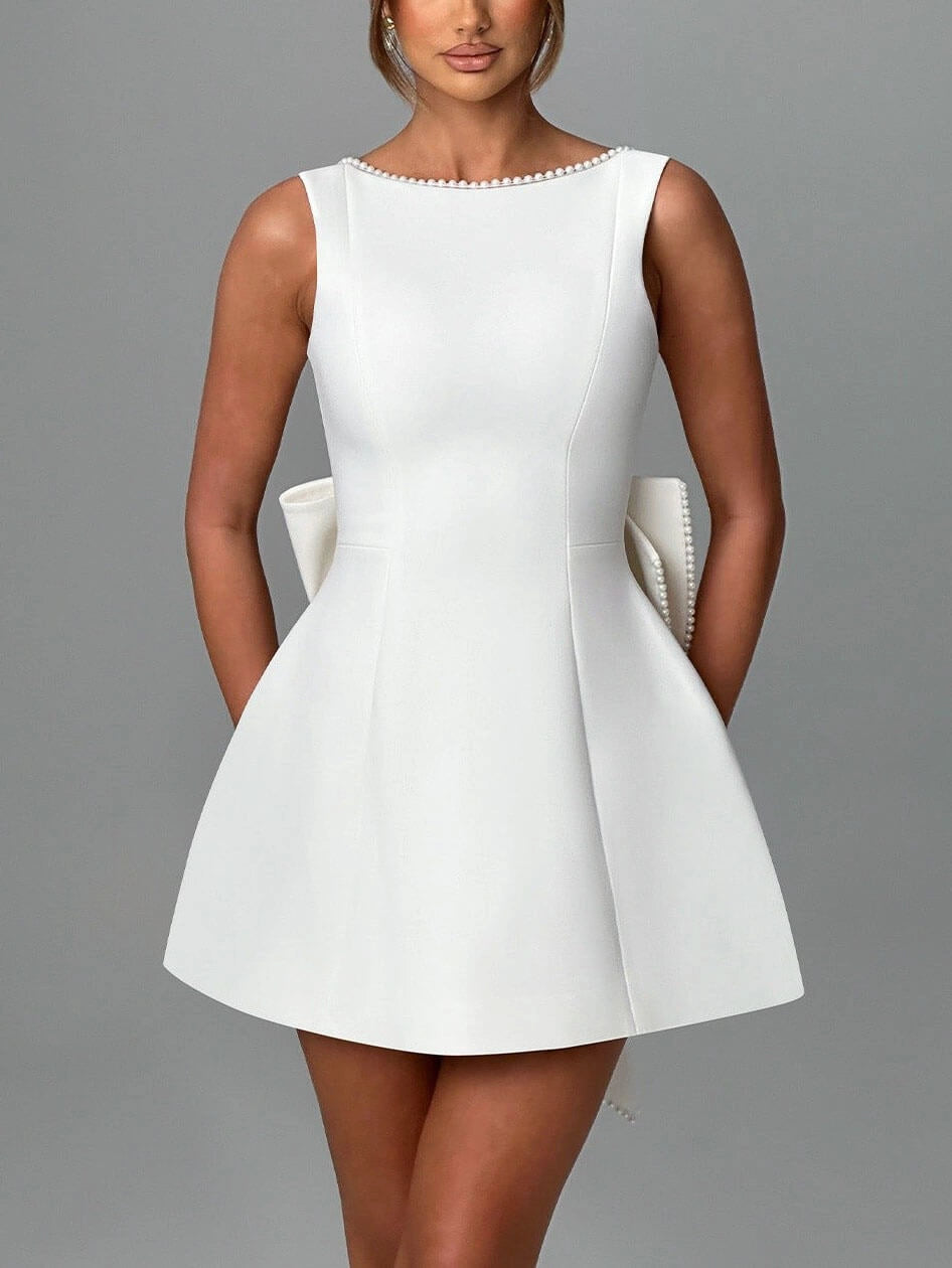 BOWKNOT PEARL BACKLESS MINI DRESS IN WHITE