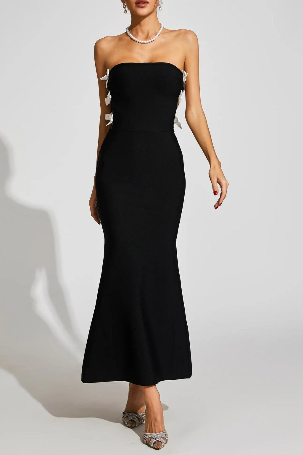 Jocelyn Bowknot-Side Bandage Strapless Maxi Dress In Black