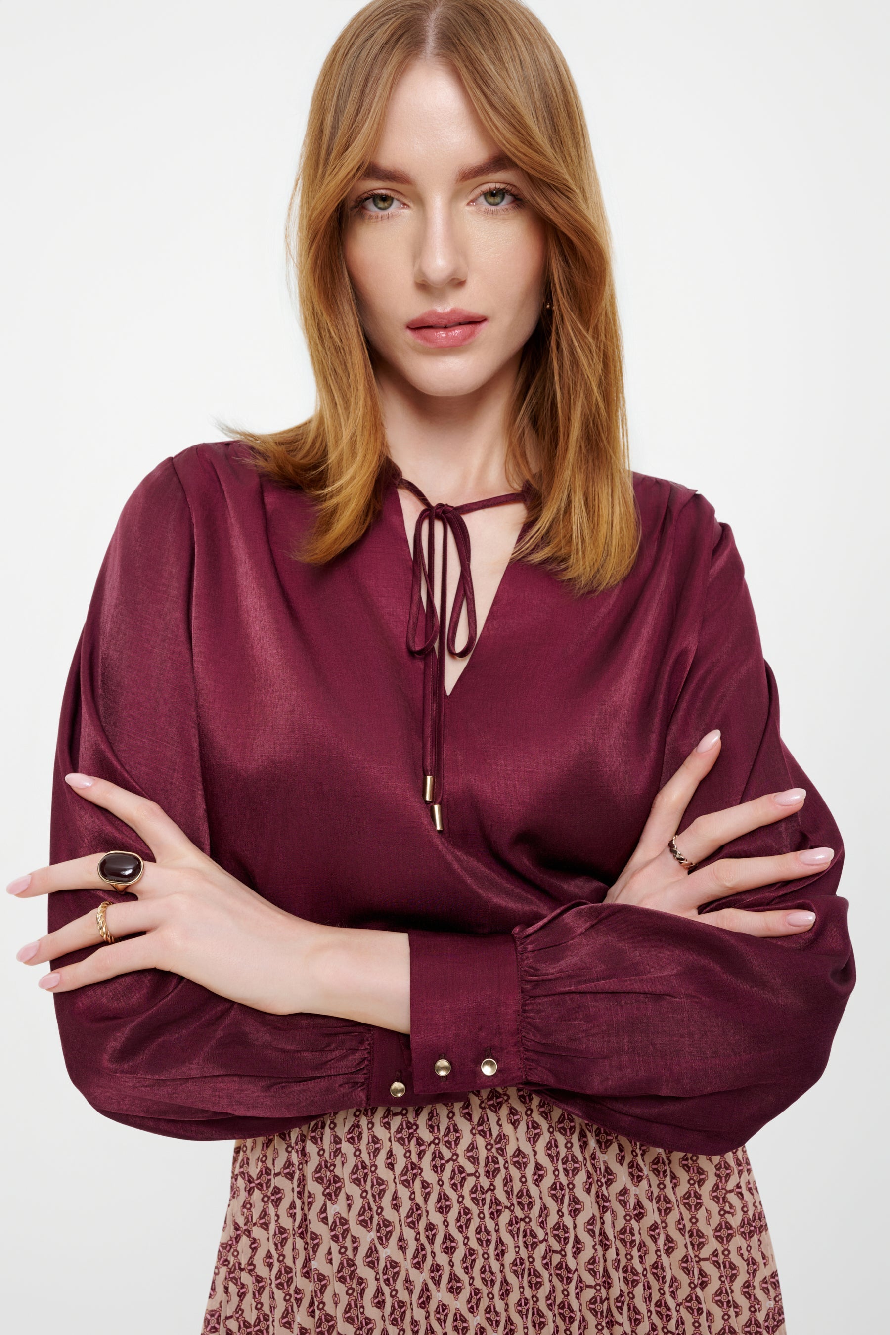 Flowering Girl Women Viscose blouse in burgundy
